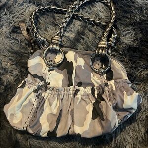 New b. Makowsky camo medium sized purse